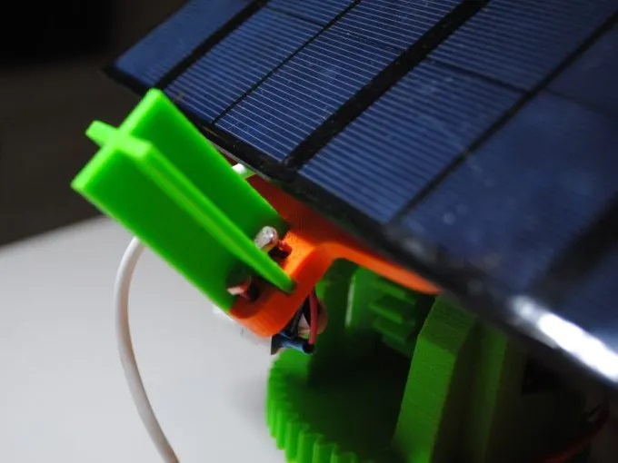 Dual-Axes Solar Tracker